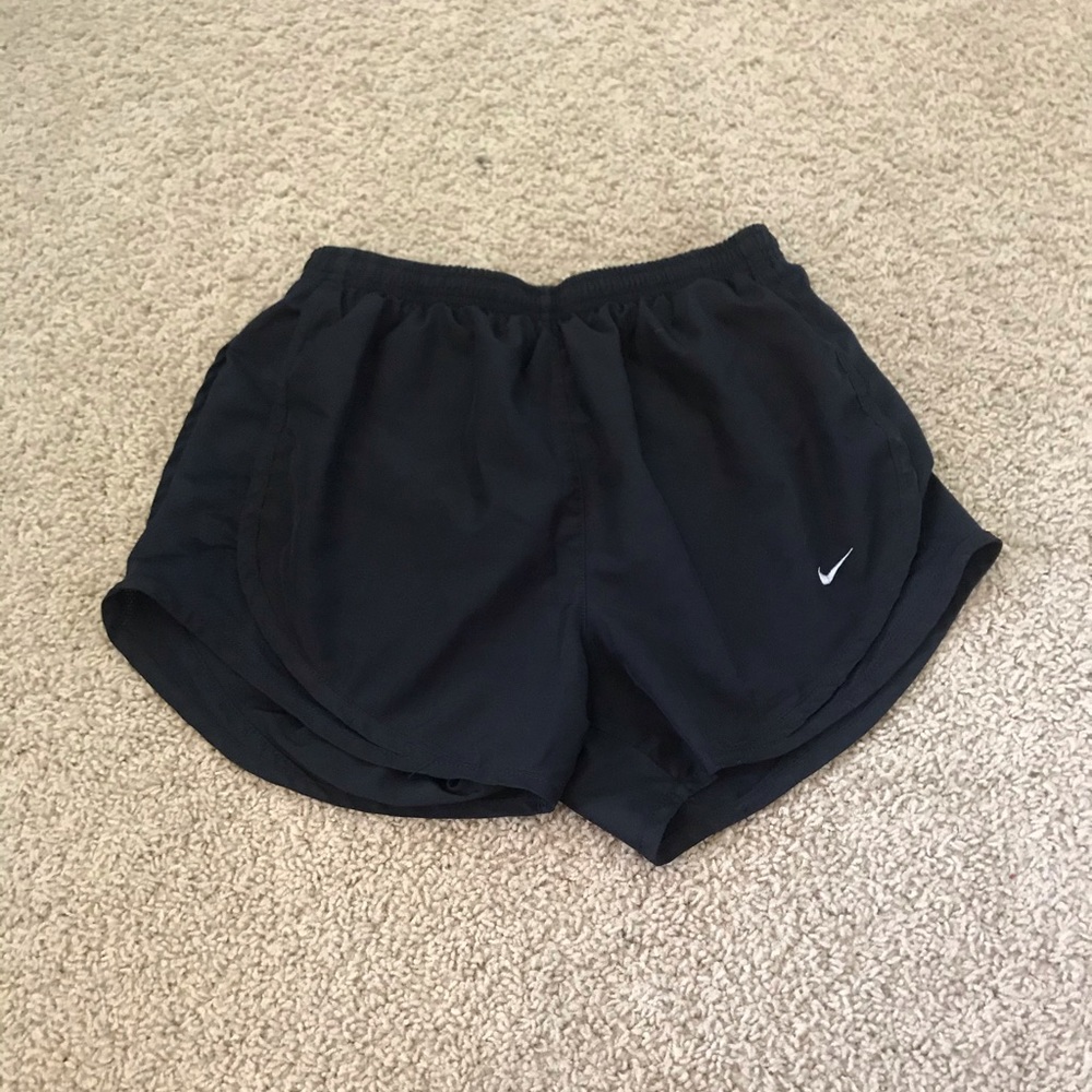 nike shorts size: xs